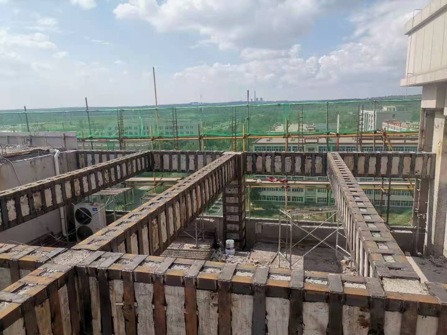 佳木斯厂房加固怎么做?
