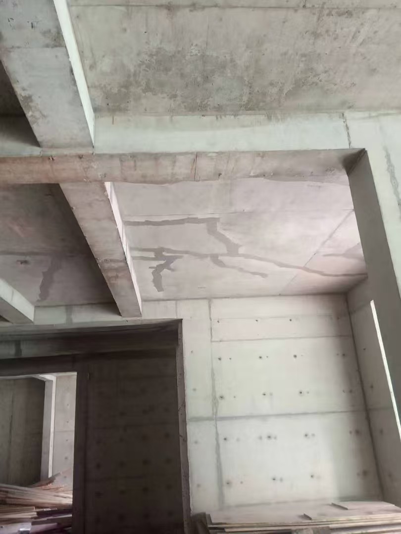 佳木斯房屋顶楼开裂怎么处理